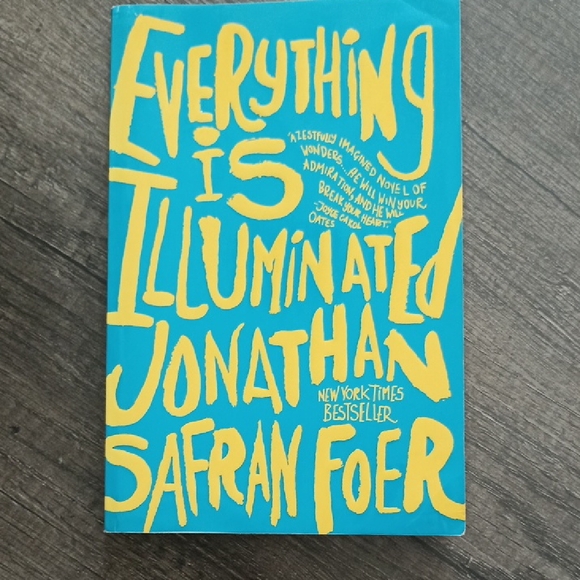 Everything is Illuminated by Jonathan Safran Foer 2003 paperback book Ukraine - Picture 1 of 7